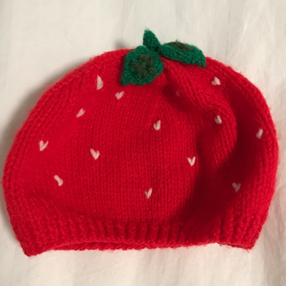 Kids’ strawberry knit hat